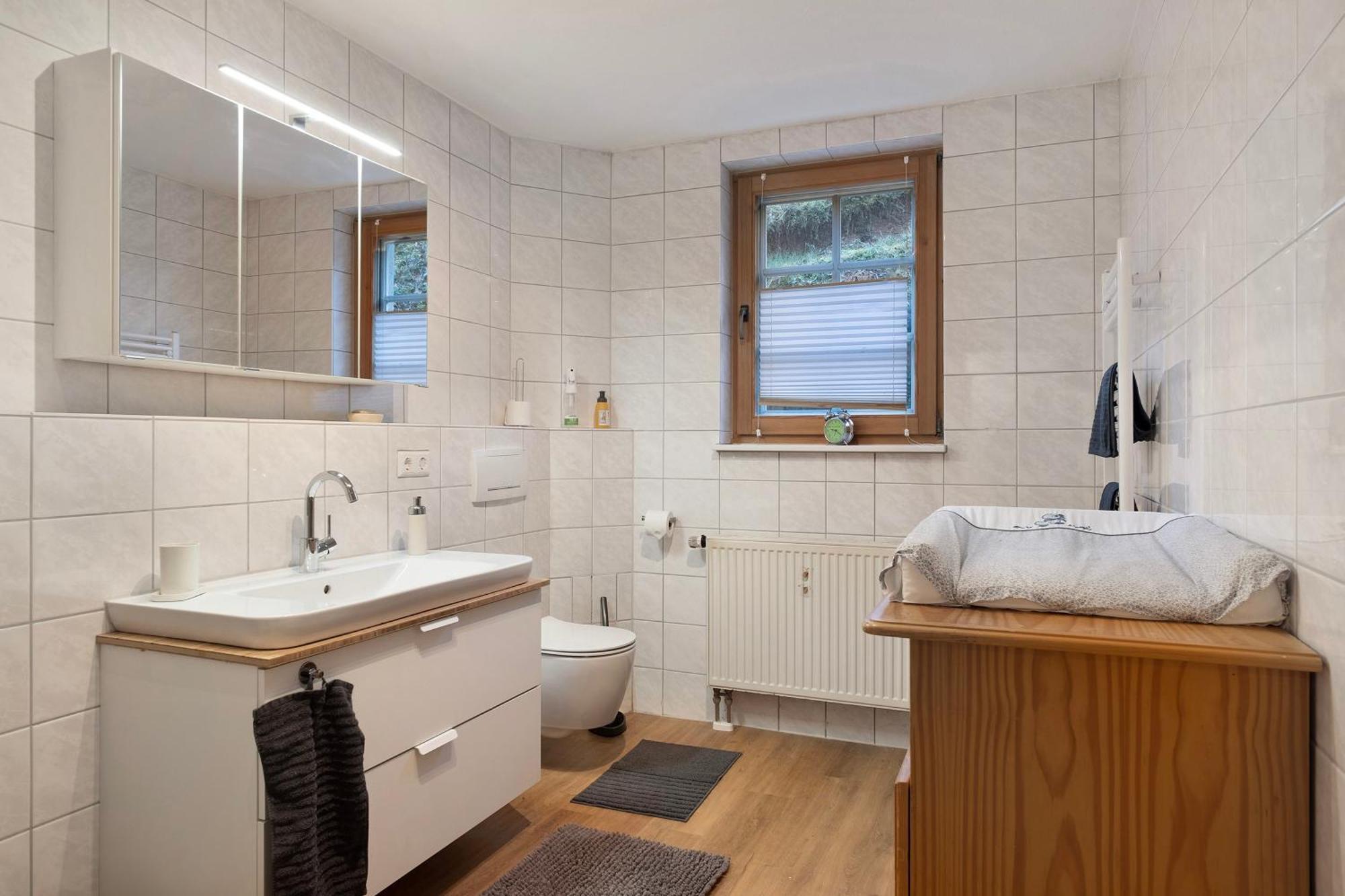 Ruhige Schwarzwald Ferienwohnung Buchenbach  Exteriör bild