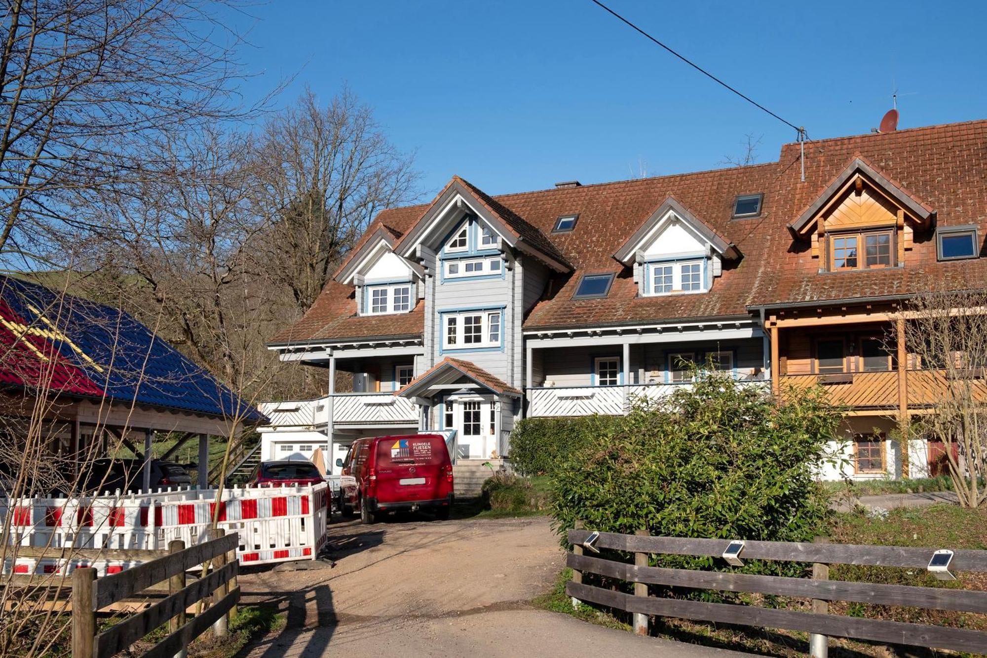 Ruhige Schwarzwald Ferienwohnung Buchenbach  Exteriör bild